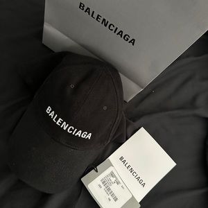 COPY - Balenciaga hat